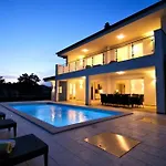 New With Pool * ברבריגה
