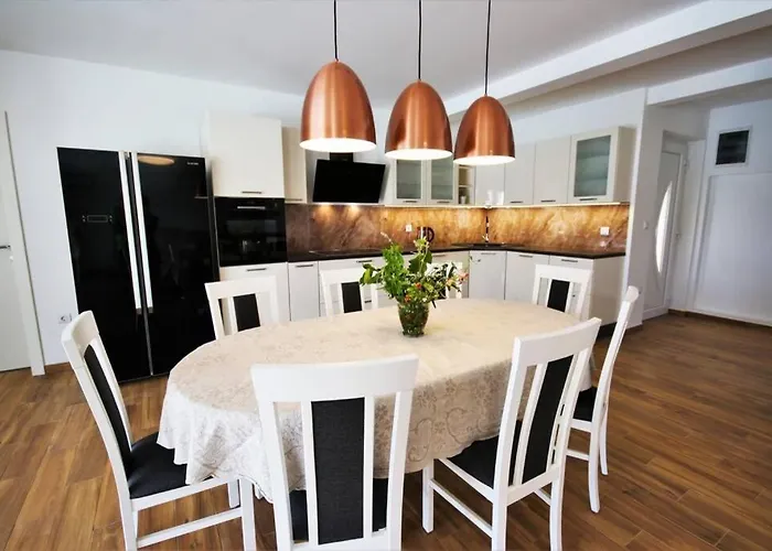 New With Pool 바르바리가