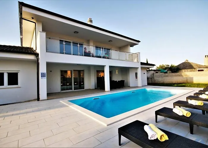 New With Pool 빌라 *