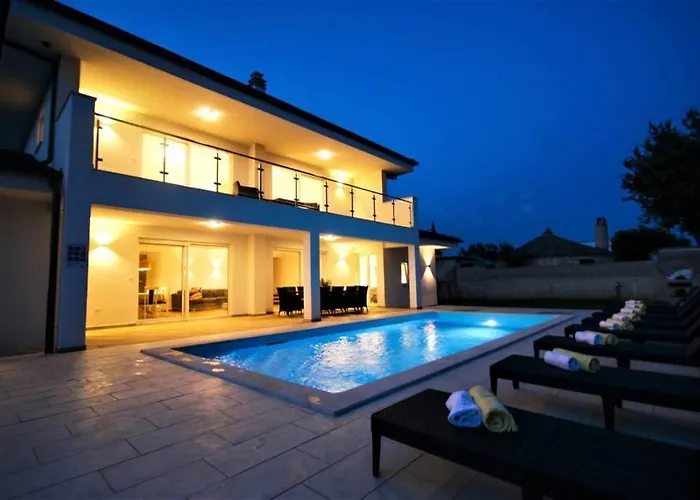 New With Pool * 바르바리가